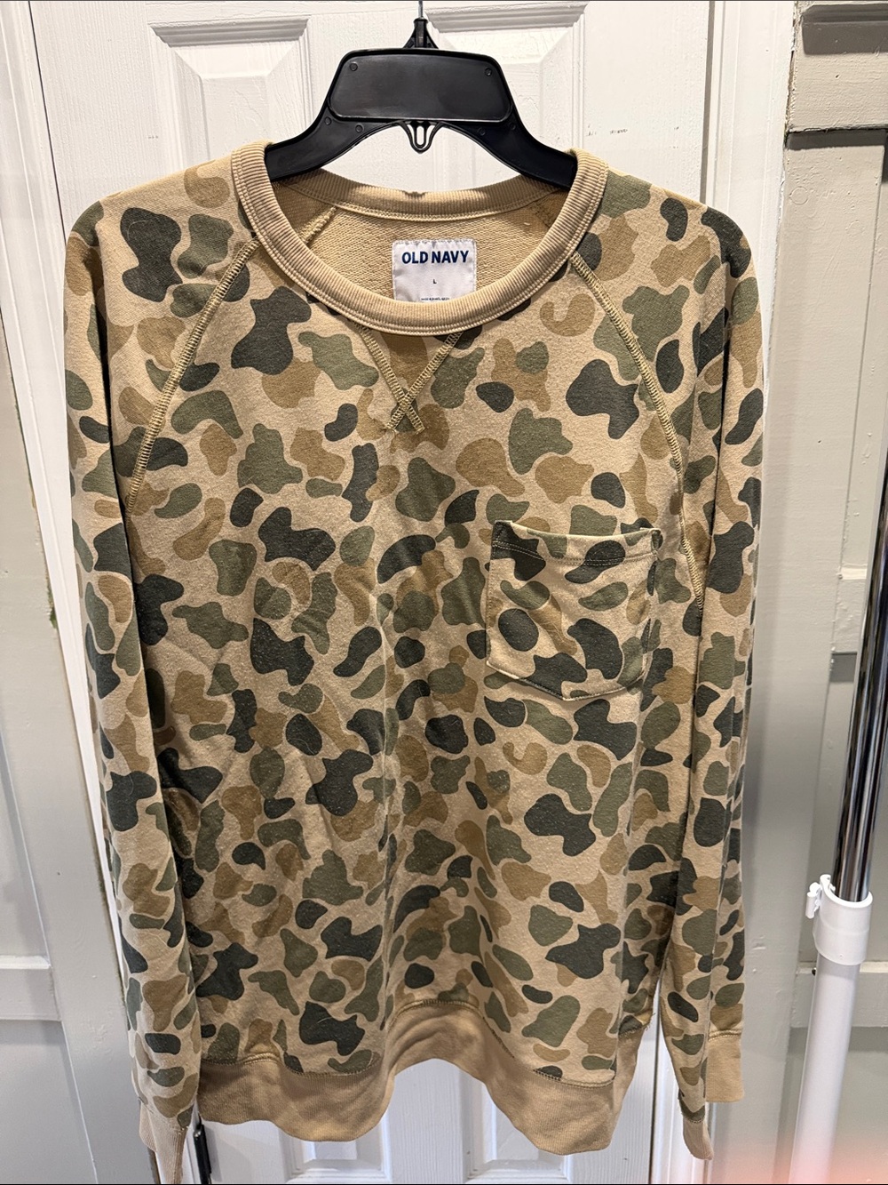 Old Navy Tan & Olive Camo Crewneck Sweatshirt